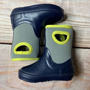 New. Ugg navy and grey Rain Boot size 7 unisex